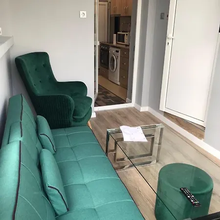 Apartment Center